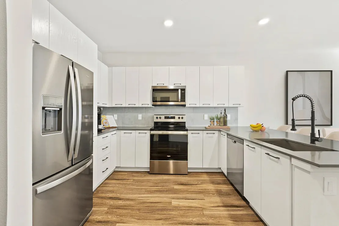 Azalea Luxury Apartments — Photo 4