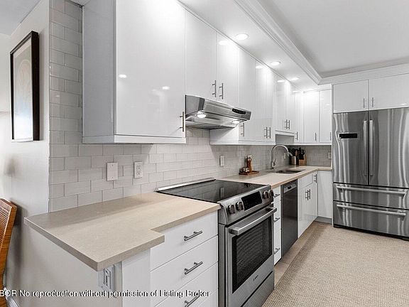 4th image of 100 Sunrise Ave APT 504