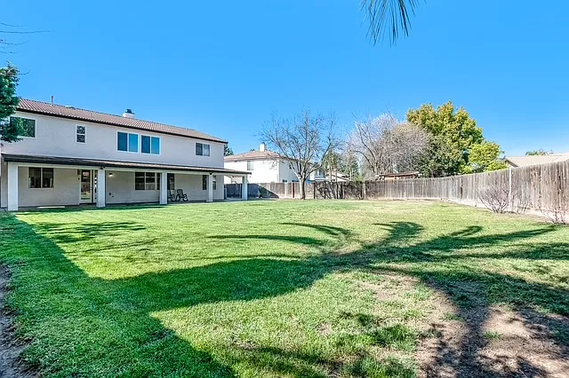5806 W Sunnyview Ave — Photo 14