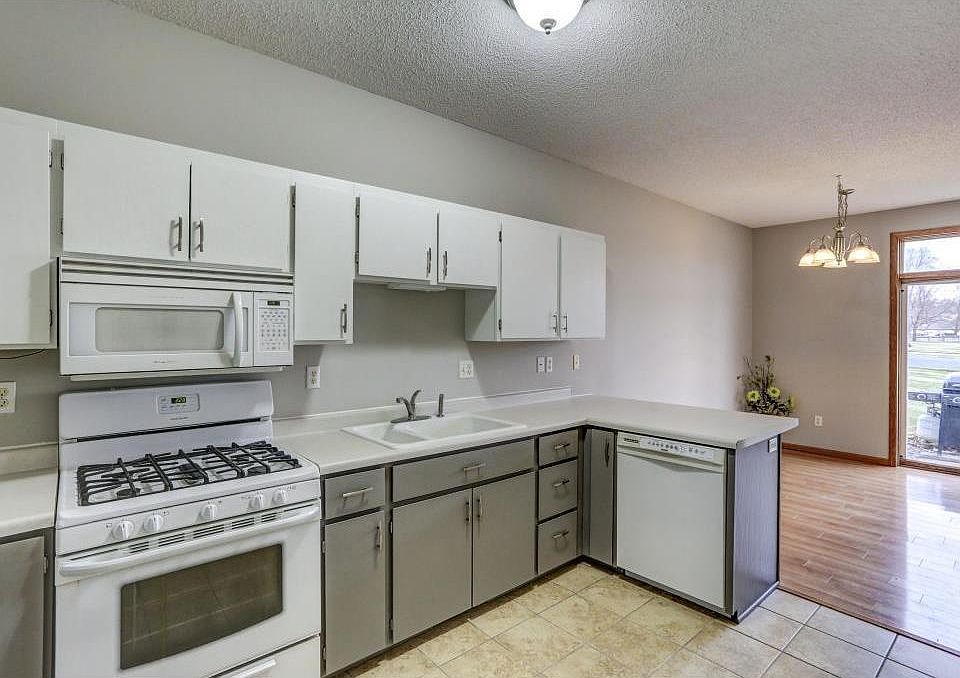 1st image of 6XX Roundhouse Cir S