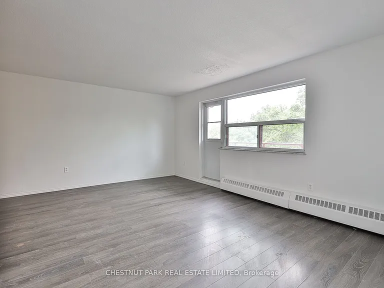 900 Glen St #409 — Photo 18