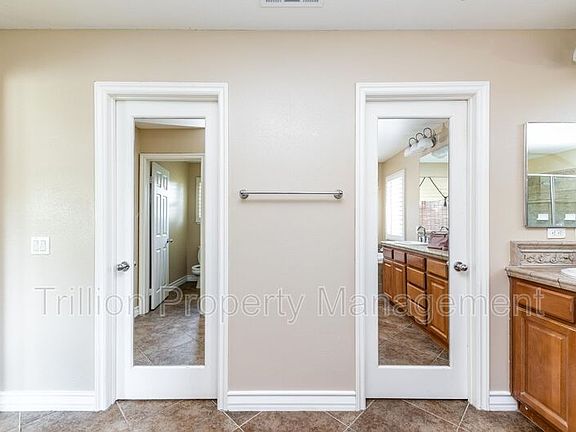 4th image of 29870 Adara Ln.
