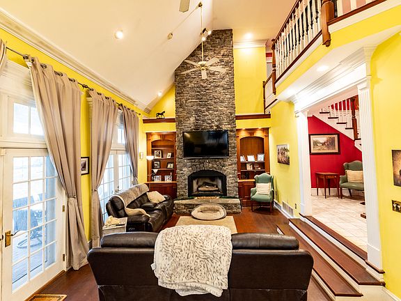 5th image of 710 Jackstown Rd