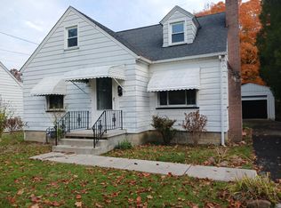 2212 Kirk Rd, Youngstown, OH 44511