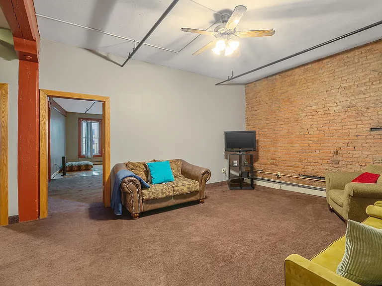 307-13 S Clinton St S #300 — Photo 12