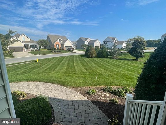 3rd image of 143 Porter Pkwy