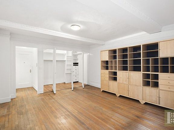 3rd image of 12 E 97th St APT 3L