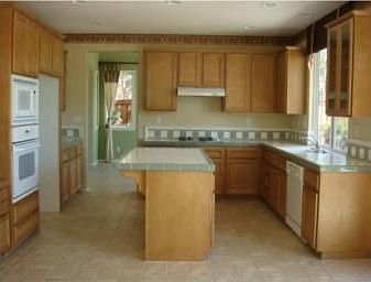 3rd image of 30793 Hillcrest Dr