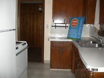 3rd image of 2251 Floral Dr