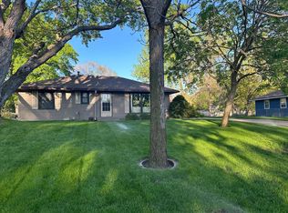 11335 Swallow St NW, Coon Rapids, MN 55433