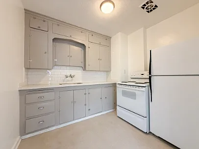280 Morris Ave S #1 — Photo 3