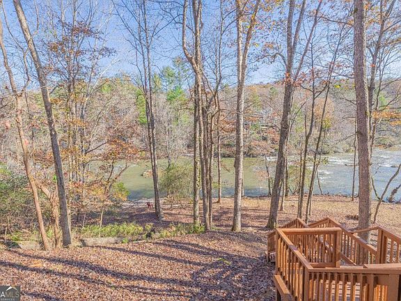 5th image of 1113 River Rd