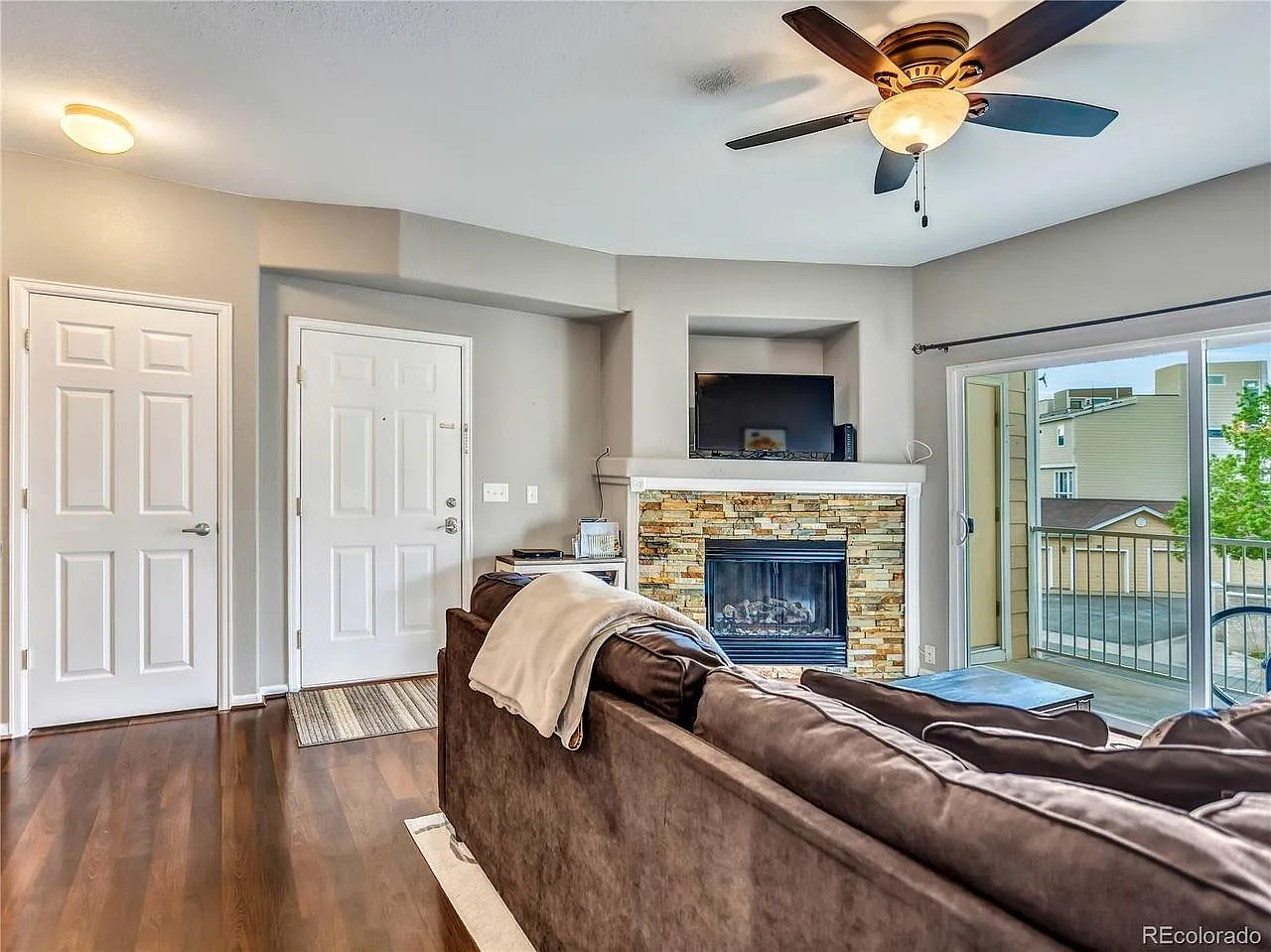 15700 E Jamison Dr — Photo 2