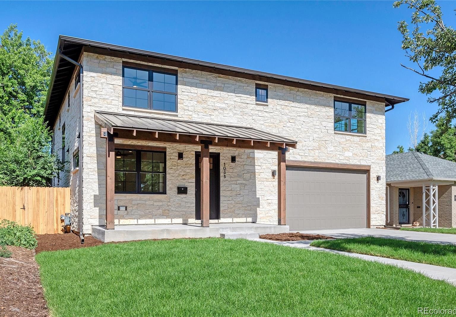 1035-N-Leyden-St