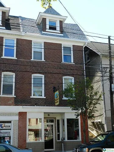 738 E 4th St #3 Photo 1