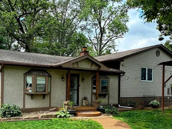 4476 Knab Rd, Smithton, IL 62285