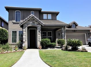 995 Georgia Ave, Madera, CA 93637