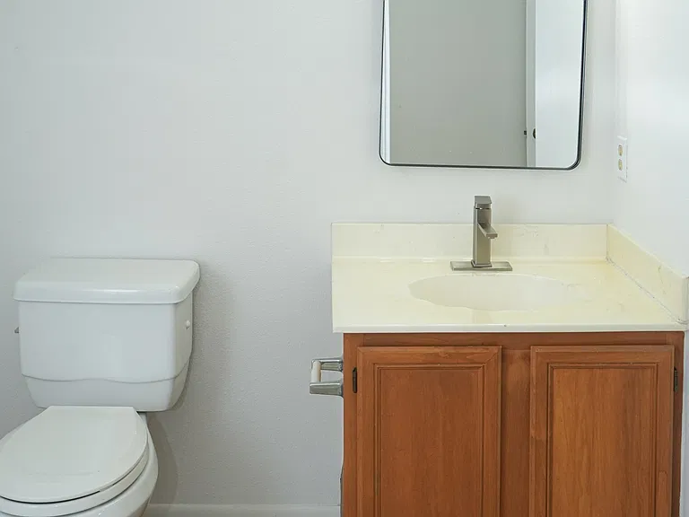 8011 Sunshine Trail Dr — Photo 14