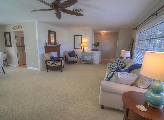 4th image of 2118 Ardley Ct