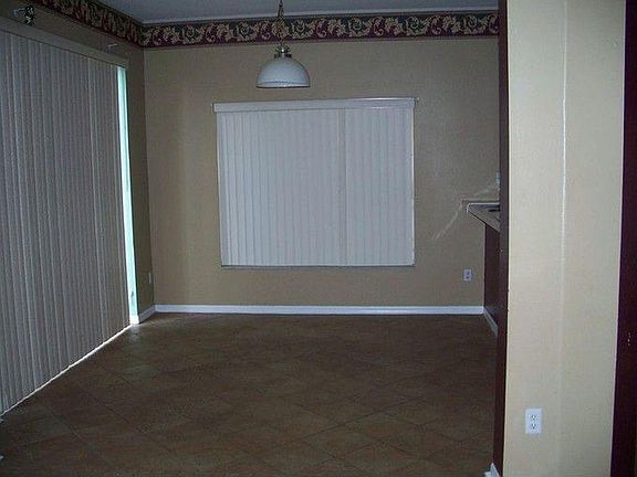 3rd image of 6520 Abbeydale Ct