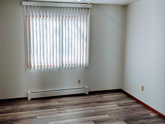 5th image of 8201 46th Ave N APT 108