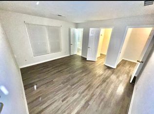 212 Chads Ford Way, Roswell, GA 30076