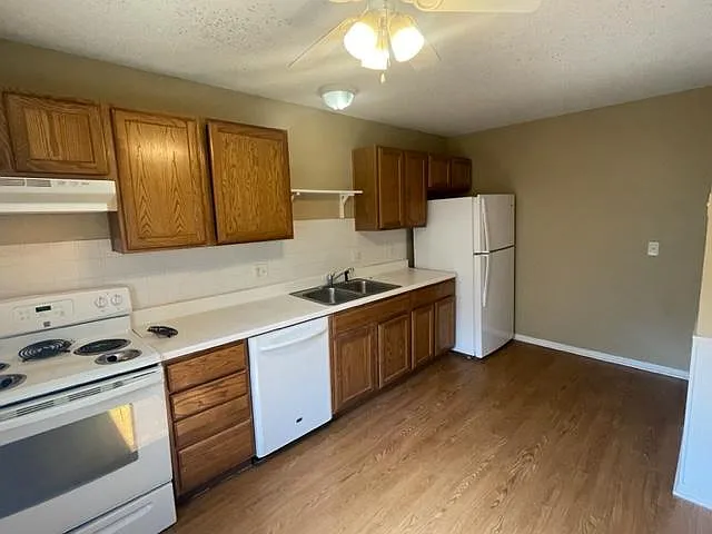 6017 Knox Ave #1 — Photo 4