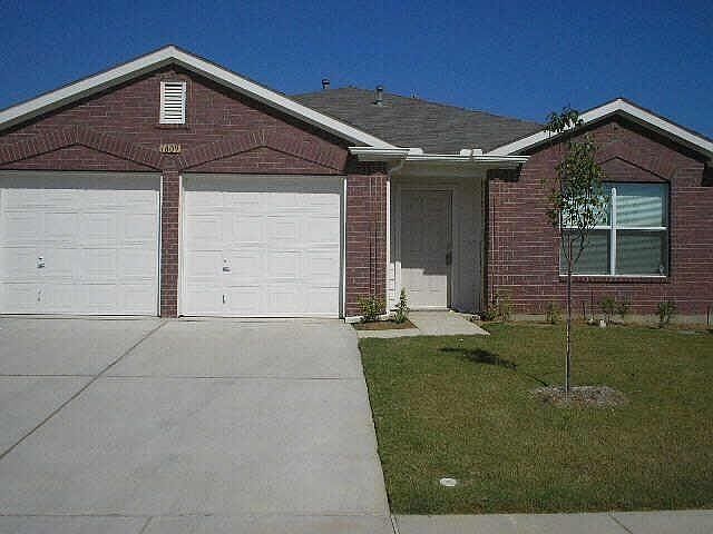 1st image of 1809 Little Deer Ln