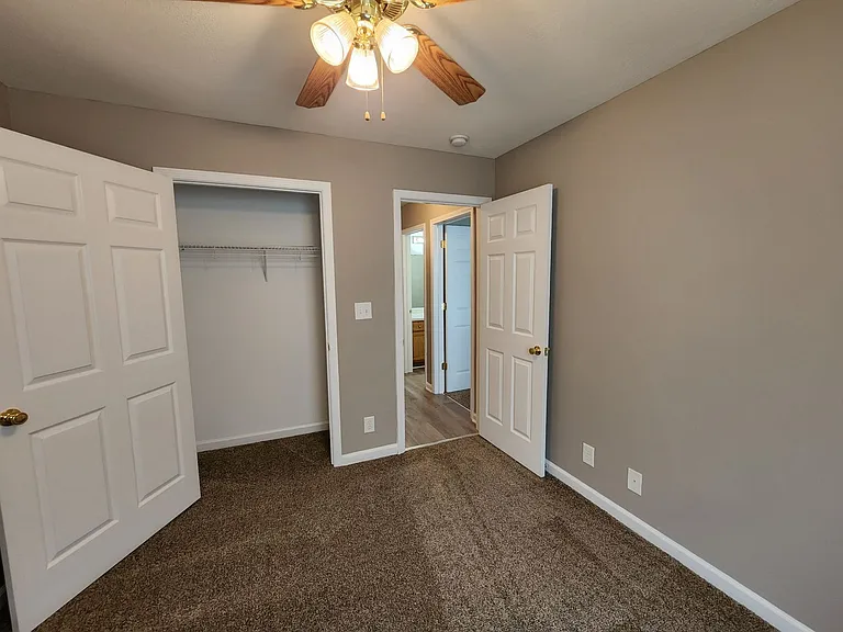 163 Appellate Ct — Photo 13
