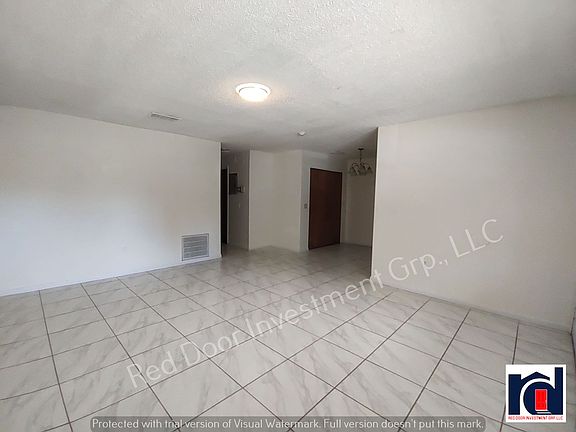 3rd image of 3831 NE 41st St #C