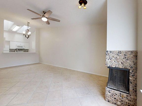 4th image of 1505 Heritage Ln