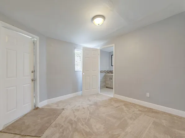 731 NW 138th St, Miami, FL 33168