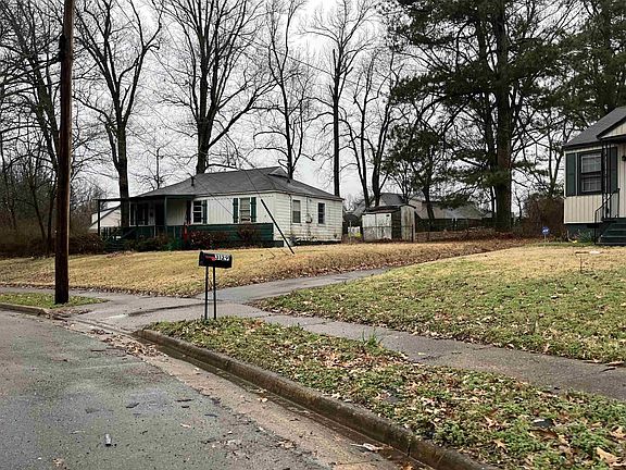 2nd image of 3125 Madeline Cir