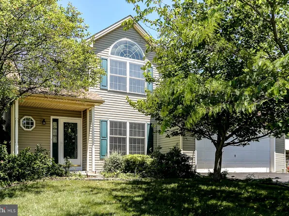 2333 Cypress Dr, Harrisburg, PA 17110