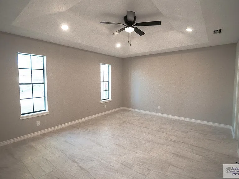 23919 Ellie Ln — Photo 21