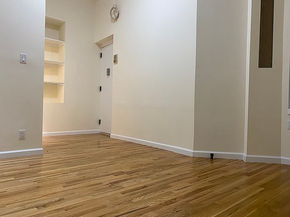 2nd image of 178 E 7th St APT 1A