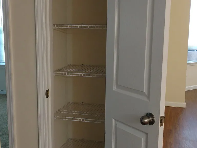 Chestnut Pointe — Photo 10