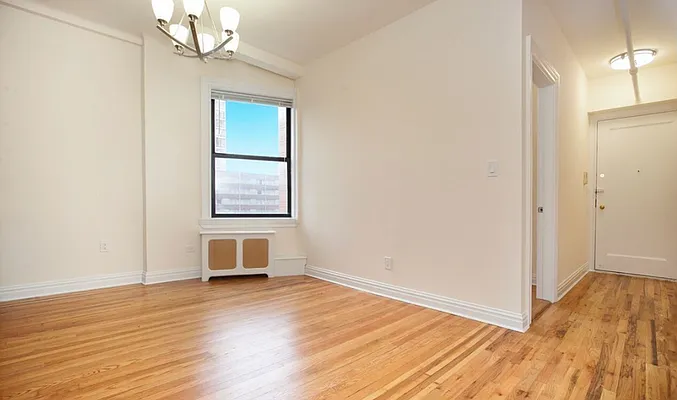 Rented by REAL New York | media 53