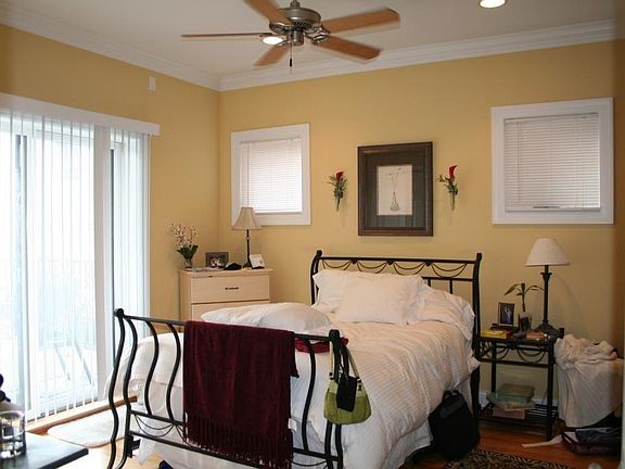 4th image of 1123 W Schubert Ave APT 1