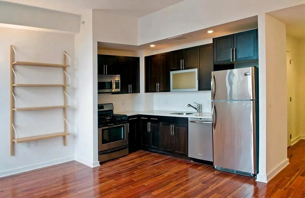 454 Manhattan Avenue — Photo 4