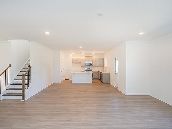 5th image of 332 Brook Ave Lot 76