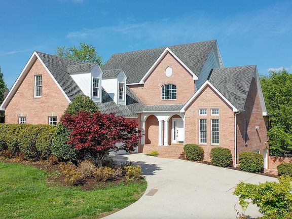 3rd image of 420 Franklin Heights Dr