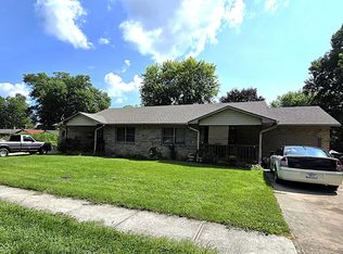 309/311 N Main St, Mooresville, IN 46158