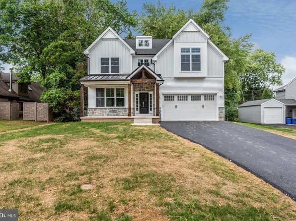 706 Clover Ln, Plymouth Meeting, PA 19462