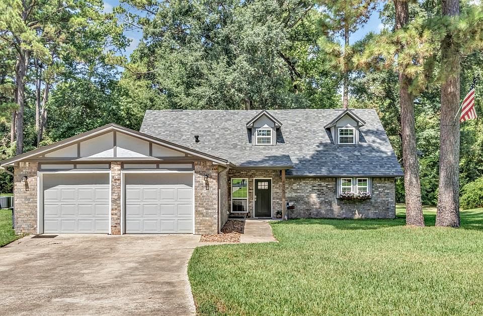 1st image of 14017 Jamaica Cir