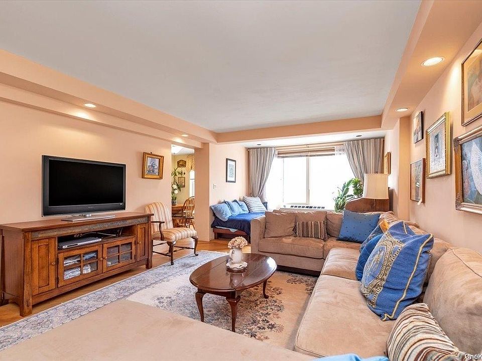 1st image of 1390 Broadway #128