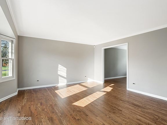 3rd image of 7 Portside Ct