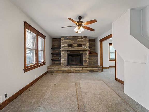 2nd image of 303 N Nanticoke Ave