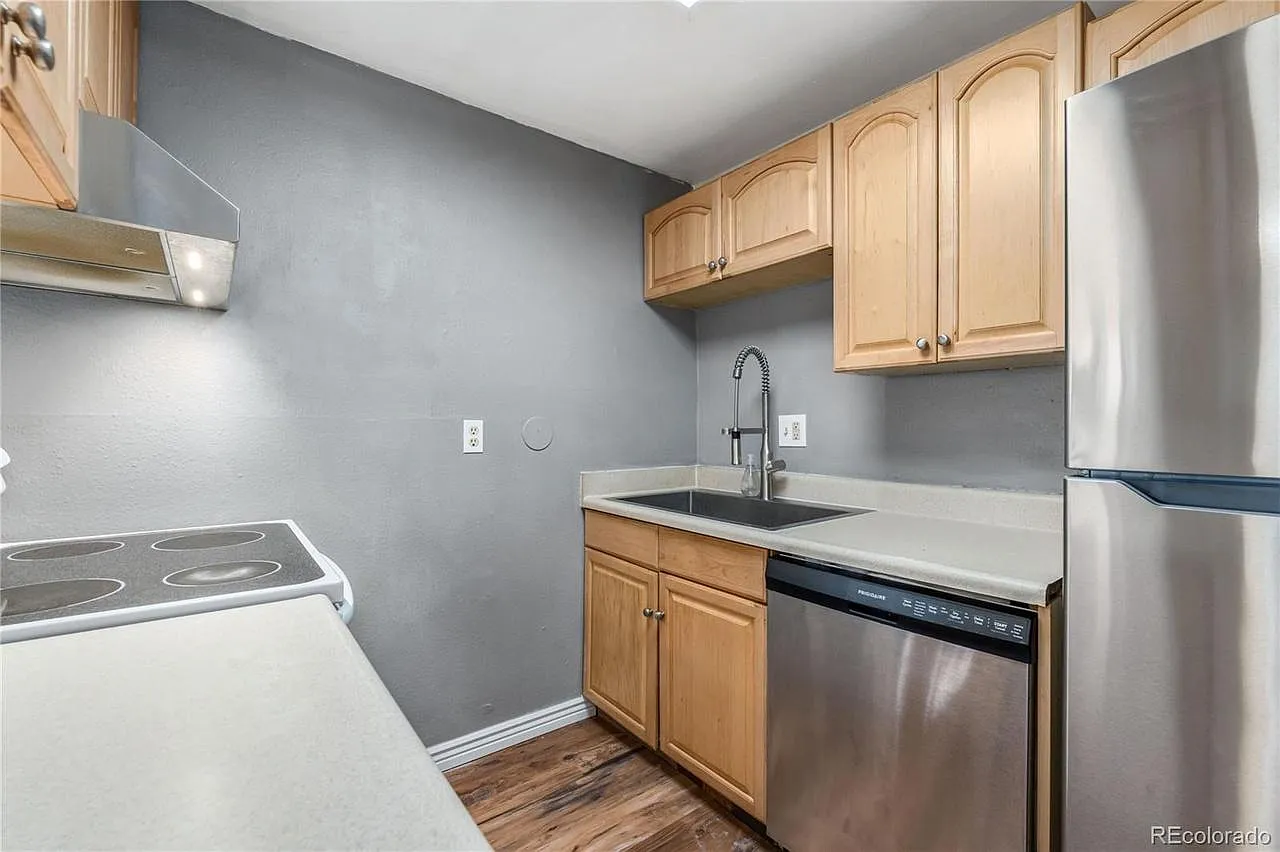 1 bed, 620 sqft, $1,300 — Photo 3