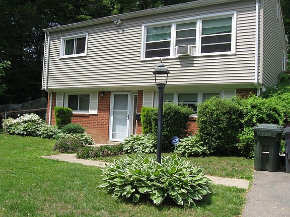 2nd image of 3405 Fitchburg Ct
